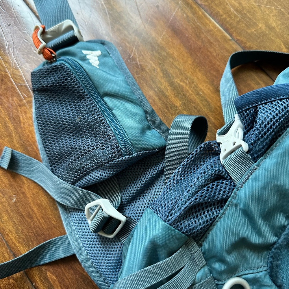 Gregory Z30 Hiking Backpack - Picture 9 of 10
